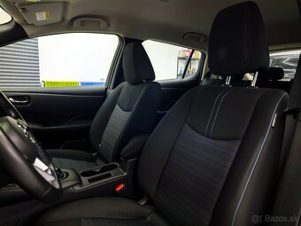 NISSAN LEAF 40 kWh, 2022, ACENTA, KAMERA, DPH - 9