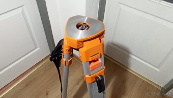 Rotačný laser + príslušenstvo - 9