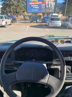 Predám Volkswagen caravelle T4 2.4 - 9