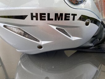 Predam motorkáraku prilbu - 9