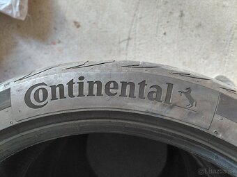 4x letne Continental 235/40R19 - 9