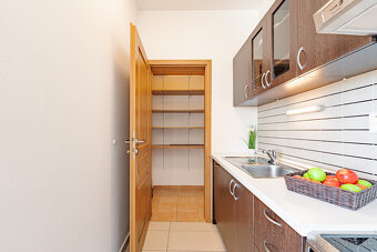 Na prenájom 2-izbový byt v centre Šamorína - 9