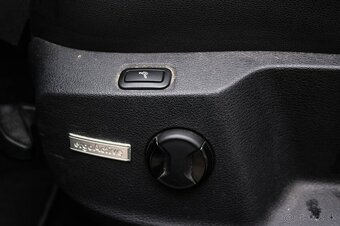 Volkswagen Golf Variant 2.0 TDI BMT 150k Highline - 9