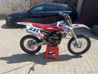 Yamaha YZF 450 2017 - 9