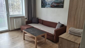 Rozťahovací Rohový s Úložným priestorom - 9