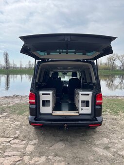 VW Multivan T5.1 2.0 tdi 103kw 7dsg TOP - 9
