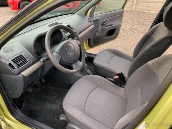 RENAULT CLIO 1.2 16V AUTHENTIQUE SR - 9