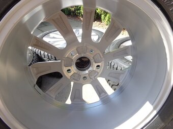 5x112 17" original VW T-Roc / Passat / Touran zimna sada - 9