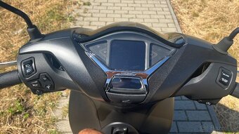 Honda SH 125 - 9