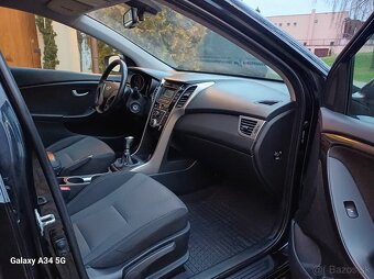 Hyundai I30CW Combi 1.6CRDi 81Kw 110PS Style M6 R.v.12/2015 - 9