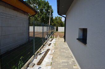 REZERVOVANÝ: skolaudovaný 4 izbový rodinný dom (B) na pozemk - 9