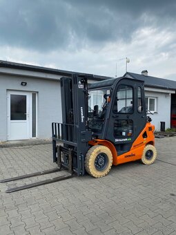 Nový plynový vysokozdvižný vozík Lonking 2500 kg - 9