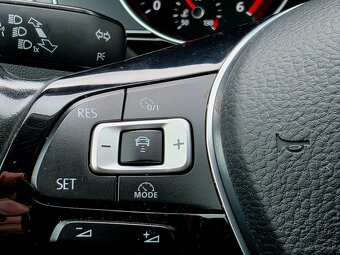 Volkswagen Passat B8 2.0 D - 9