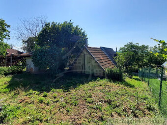 Viničný domček s vinicou a ovocným sadom v Malých Kozmálov - 9
