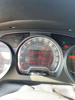Citroen C5 III - 9