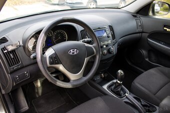 Hyundai i30 1.4i MPI DOHC CVVT Classic Plus - 9