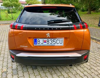 Peugeot 2008 1.5 BlueHDi 100 Allure E6.2 - 9