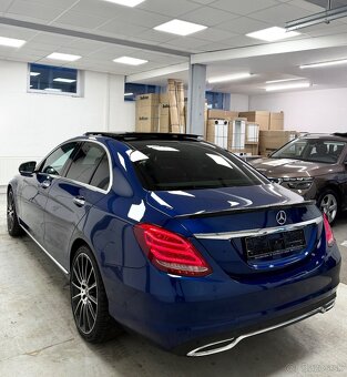 Mercedes C220d 125Kw Bluetec Avantgarde Full Led/Panorama/ - 9
