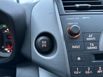 Toyota RAV4 2.2l D-4D 150 Sol - 9