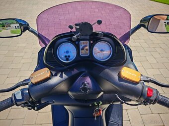 Yamaha TMAX 500 - 9