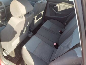 Seat Ibiza 1.4i 16V Reference - 9