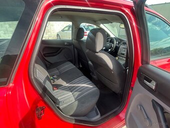 Ford Focus 1.6tdci 66kw 5st manuál - 9