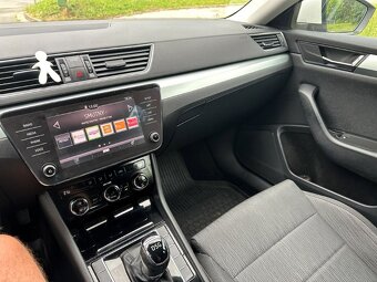 Škoda Superb 3 2.0 TDI 110kW DSG 2017 Sedan - 9