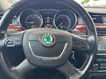 Škoda Superb Combi 2.0 TDI CR 170k Elegance - 9