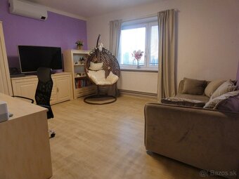 Rodinný dom vo Voderadoch - 9