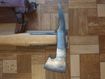 Hasičská sekera - 9