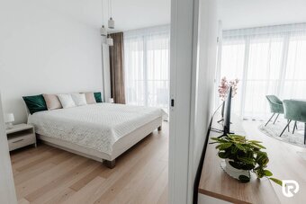 RentHub | E2Tower | 20.poschodie | 2i byt | panoramatický vý - 9