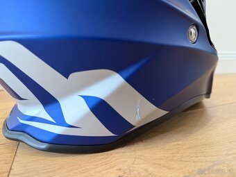 AIROH Commander, veľkost M - 9