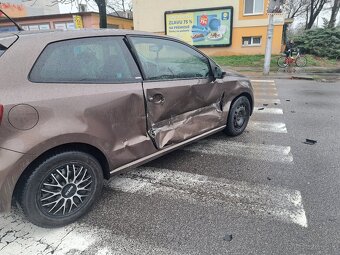 Volkswagen polo 1.6 tdi - 9
