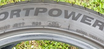 235/45 ZR18 - 9