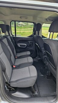 Toyota Pro Ace City Verso - 9
