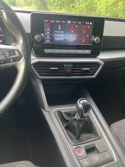 Seat Leon Sportstourer 1.5 TSI 130 FR výbava Benzín - 9