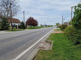 Pozemok o výmere 4543 m2 so starším RD na predaj - 9