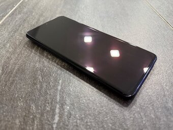 Samsung Galaxy S20 Ultra 128 GB NEFUNKČNÁ PREDNÁ KAMERA - 9