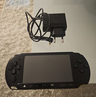 PSP E1004  Street - 9