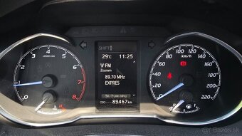 Toyota Yaris 1.0 Active - 9