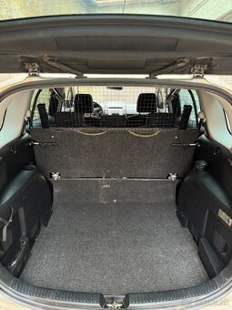 Mazda 5 2.0 MZR-CD 81kW - 9