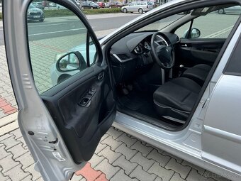 Peugeot 207 1.6 HDi 66kw SW panoramatická střecha - 9