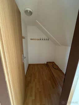 Polyfunkčný priestor na prenájom – Trojičné námestie, Poduna - 9