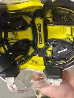 Hokejová prilba Bauer RE-AKT - 9