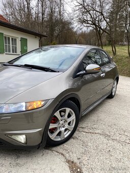 Honda civic 8g - 9