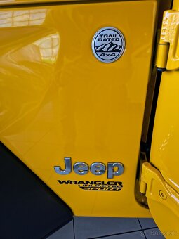 Jeep Wrangler Unlimited 1. Majiteľ 147kw - 9