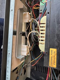 Nemecky koncovy zosilovač do domácnosti - 9