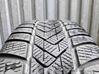 Orig.zimná sada VW - 5x112 r18 + Pirelli 225/40 r18 92V - 9