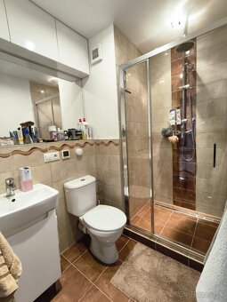 Predám 1 izbový byt v centre mesta - 9