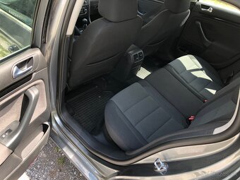 Volkswagen golf 6 1.6 tdi - 9